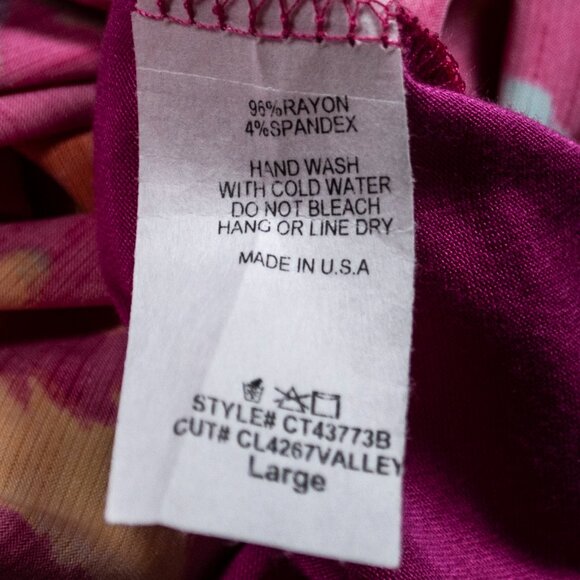 NEW Celeste Animal Print Top Womens L Large Pink Leopard V Neck Rayon Tee QQ06X - Picture 7 of 7